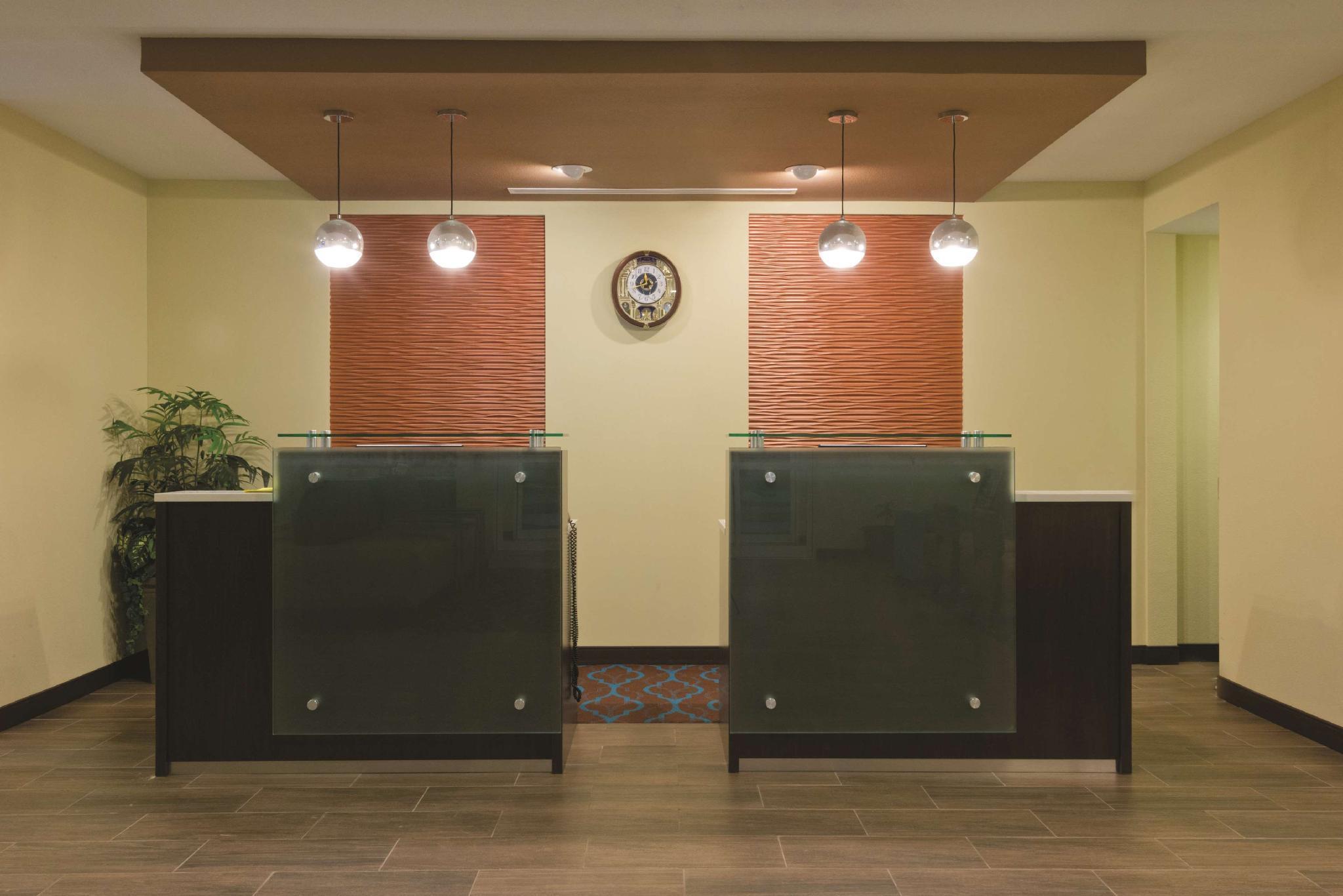 La Quinta By Wyndham Artesia Ξενοδοχείο Εξωτερικό φωτογραφία