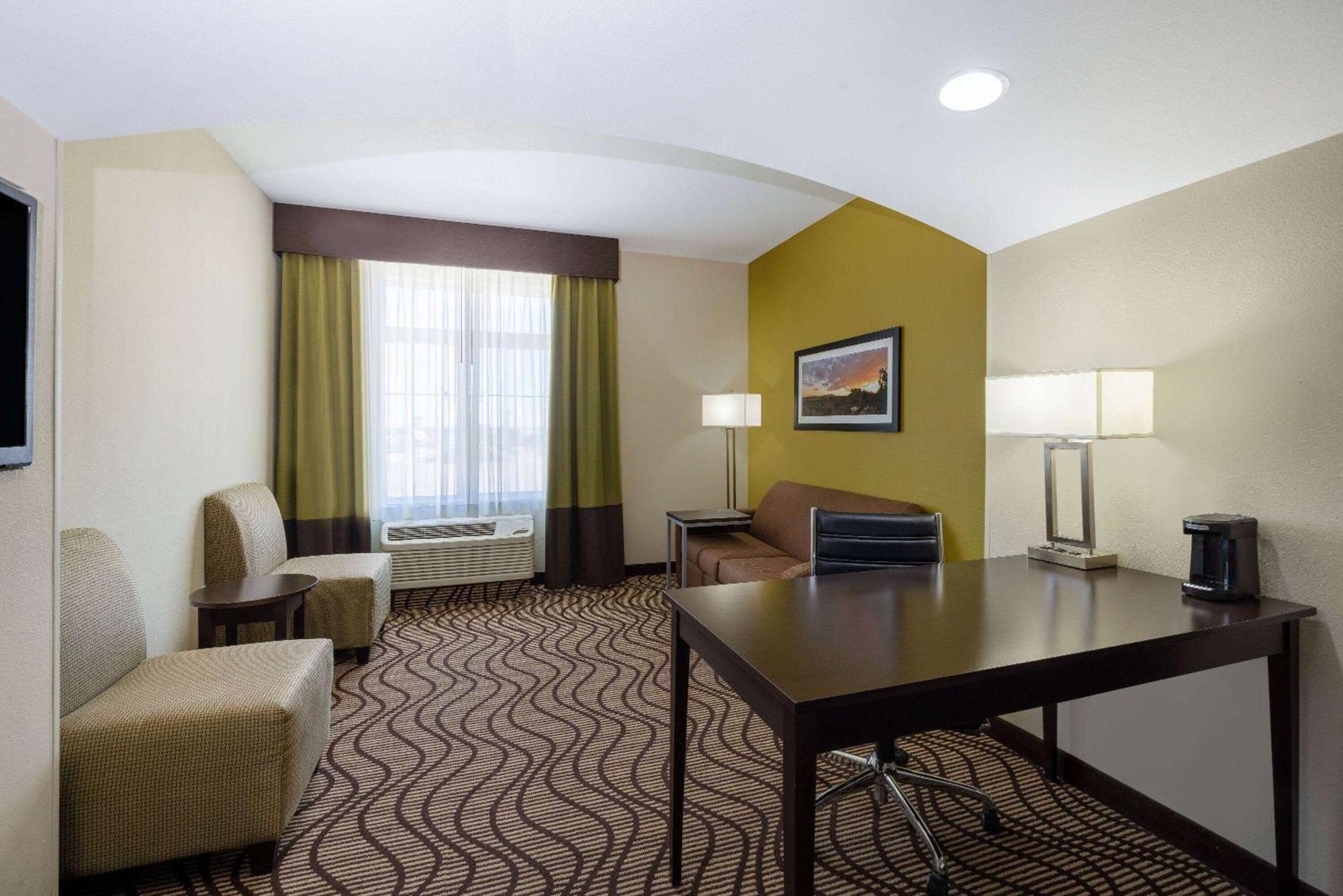La Quinta By Wyndham Artesia Ξενοδοχείο Εξωτερικό φωτογραφία