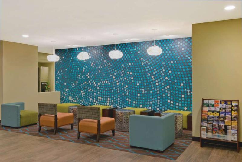 La Quinta By Wyndham Artesia Ξενοδοχείο Εξωτερικό φωτογραφία
